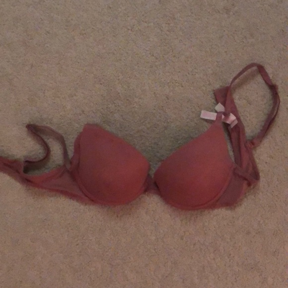 pink bra - Picture 1 of 1